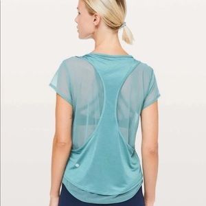 Lululemon mesh short sleeve 4